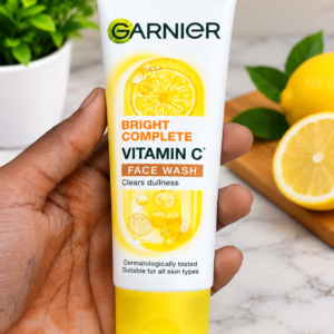 GARNIER BRIGHT COMPLETE VITAMIN C FACE WASH 50GM