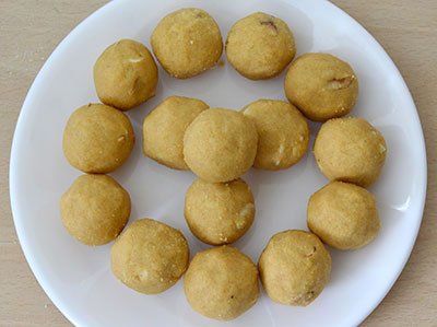 HESARITIN UNDI
