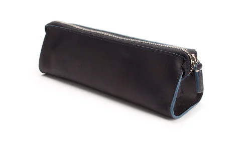 POUCH 1